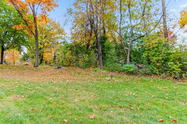 21857 Iden Avenue Place N, Forest Lake, MN 55025