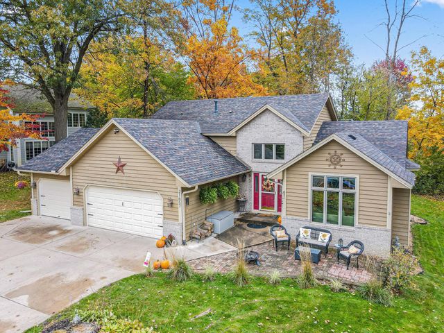 21857 Iden Avenue Place N, Forest Lake, MN 55025