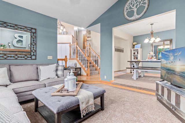 21857 Iden Avenue Place N, Forest Lake, MN 55025