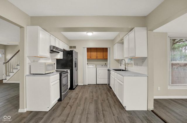 8553 Broadway Street, Indianapolis, IN 46240
