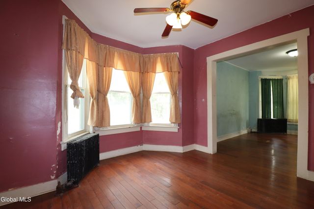 10 Daggett Terrace, Schenectady, NY 12307