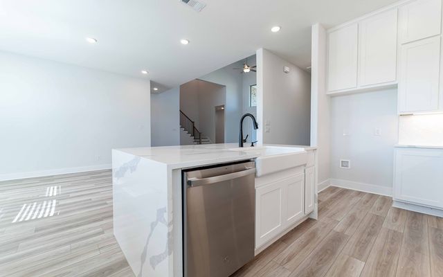 2012 Casting Ridge, Mesquite, TX 75181