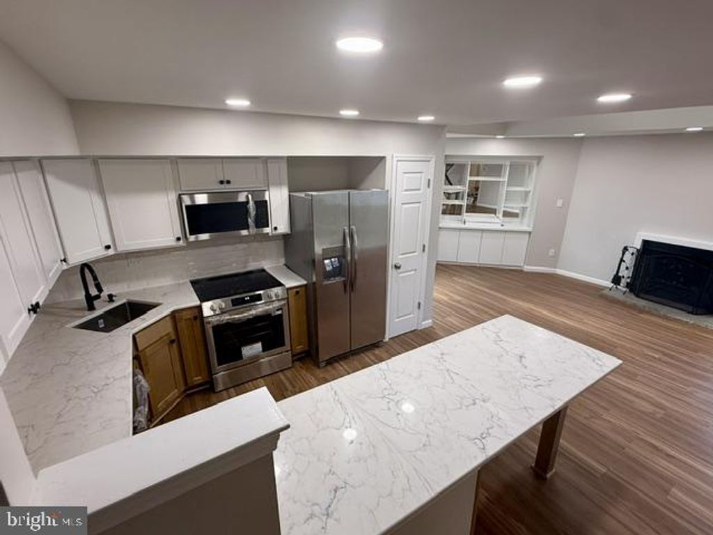 3502 JENNIFER CT, VOORHEES, NJ 08043 — photo 2