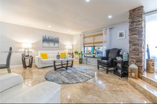 11208 NW 15th St, Pembroke Pines, FL 33026