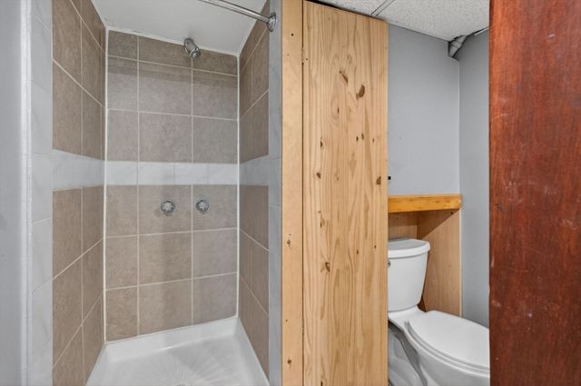 44 Oak St, Billerica, MA 01862