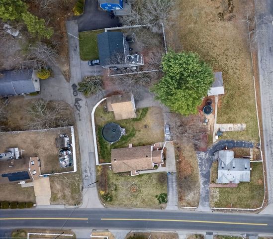 44 Oak St, Billerica, MA 01862