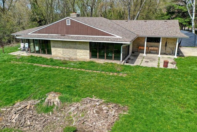 12125 Western AVENUE, Cedarburg, WI 53012