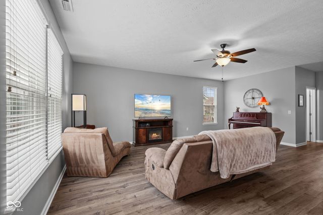 13860 Silverbell Lane, Fishers, IN 46038