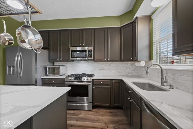 13860 Silverbell Lane, Fishers, IN 46038