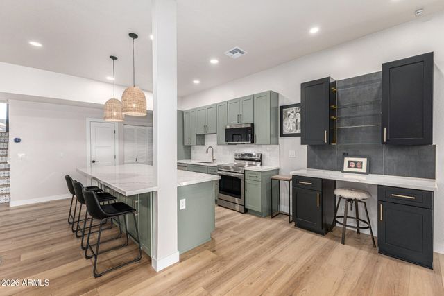 1209 E NORTHSHORE Drive 138, Tempe, AZ 85283