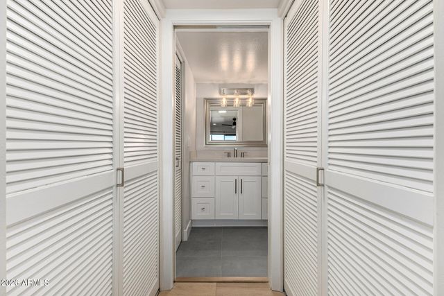 1209 E NORTHSHORE Drive 138, Tempe, AZ 85283