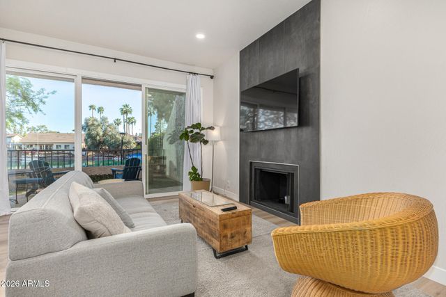 1209 E NORTHSHORE Drive 138, Tempe, AZ 85283