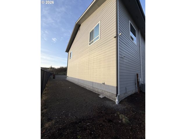 788 PATRICK St, Coos Bay, OR 97420