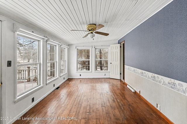 536 Okemos Road, Mason, MI 48854