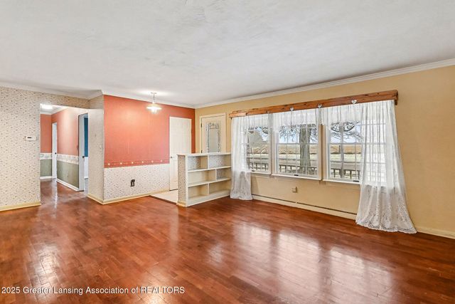 536 Okemos Road, Mason, MI 48854