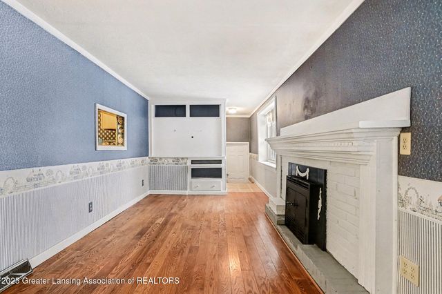 536 Okemos Road, Mason, MI 48854