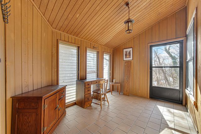 1 The Ledge, Portage, IN 46368