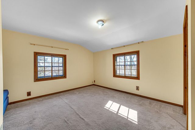 1 The Ledge, Portage, IN 46368