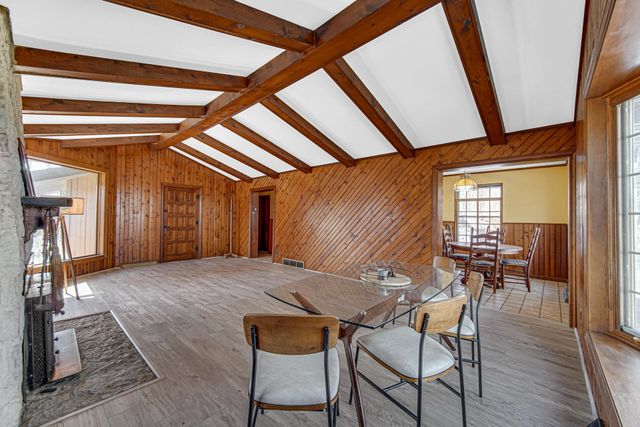 1 The Ledge, Portage, IN 46368