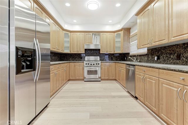 15121 Marlin Place, Van Nuys, CA 91405