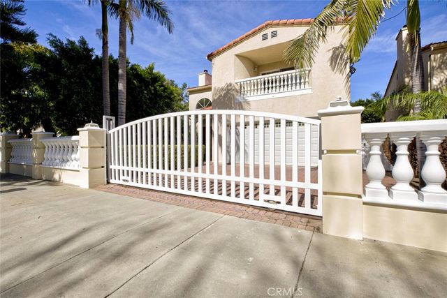 15121 Marlin Place, Van Nuys, CA 91405