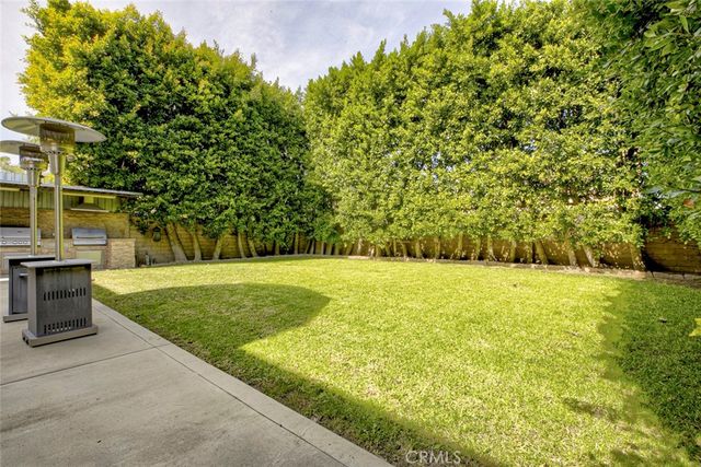 15121 Marlin Place, Van Nuys, CA 91405