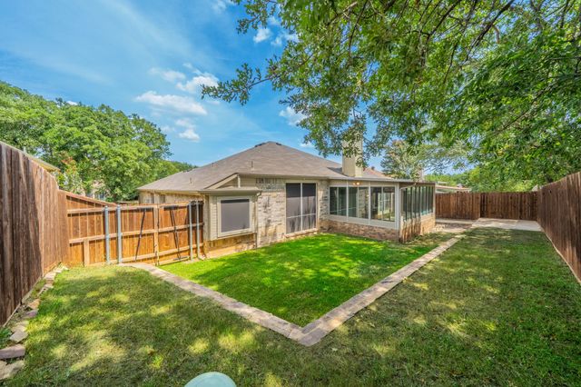 7105 Stephanie Court, North Richland Hills, TX 76182