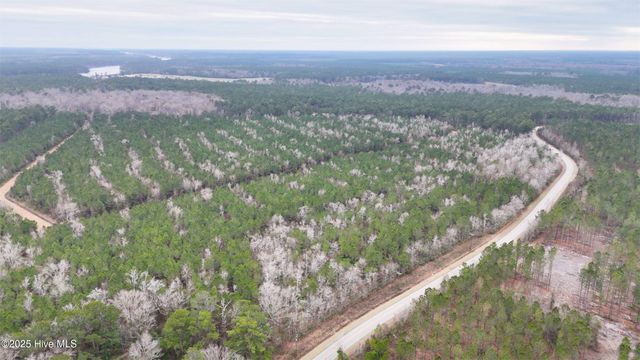 45 Adams Creek Road, Havelock, NC 28532