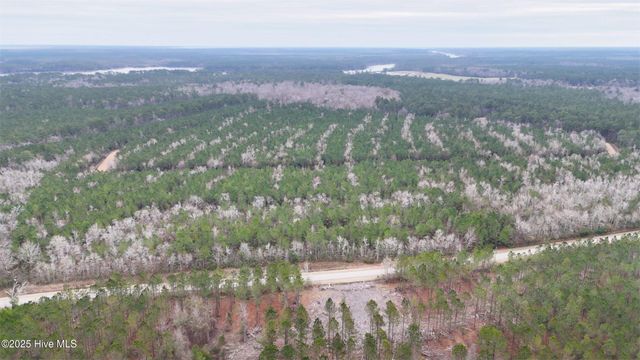 45 Adams Creek Road, Havelock, NC 28532