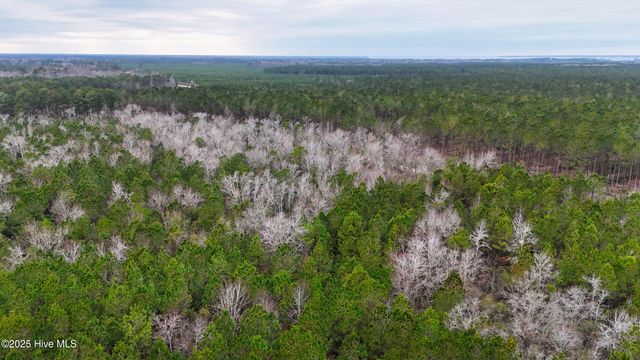 45 Adams Creek Road, Havelock, NC 28532