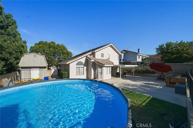 2654 Independence Cir, Corona, CA 92882