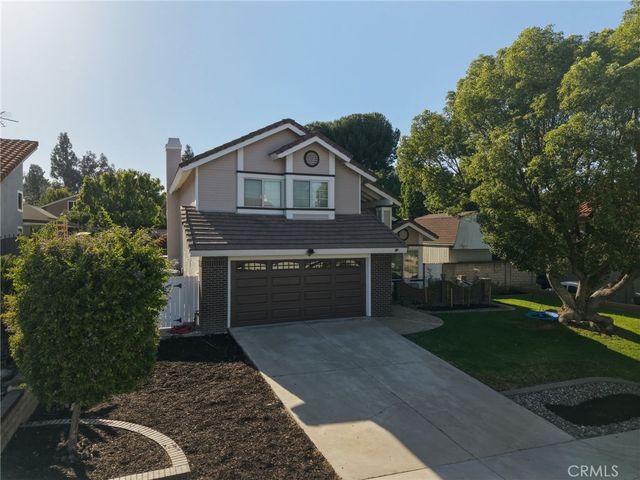 2654 Independence Cir, Corona, CA 92882