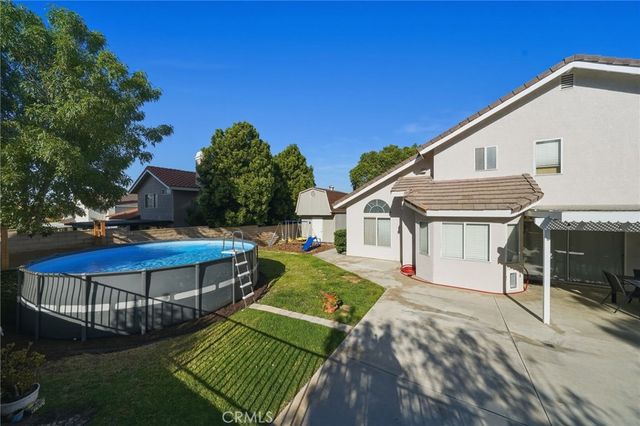 2654 Independence Cir, Corona, CA 92882