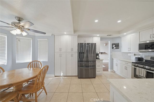 2654 Independence Cir, Corona, CA 92882