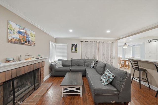 2654 Independence Cir, Corona, CA 92882