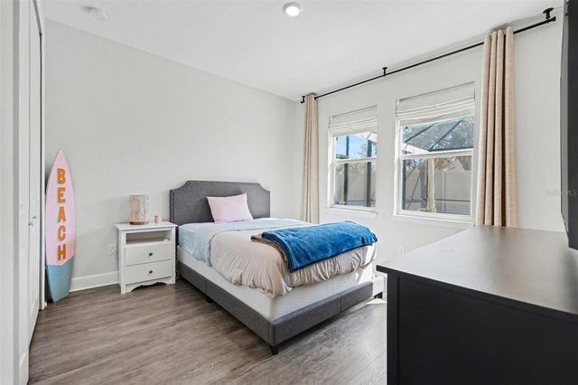 30008 VIENNA WOODS LANE, Wesley Chapel, FL 33545