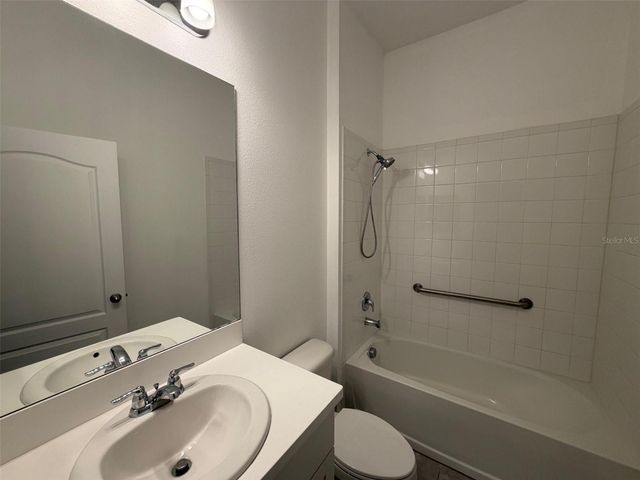 1066 ALDER TREE DR., Apopka, FL 32703