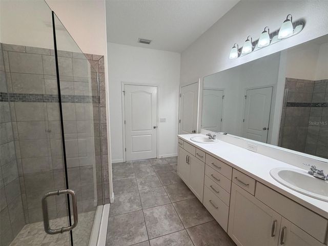 1066 ALDER TREE DR., Apopka, FL 32703