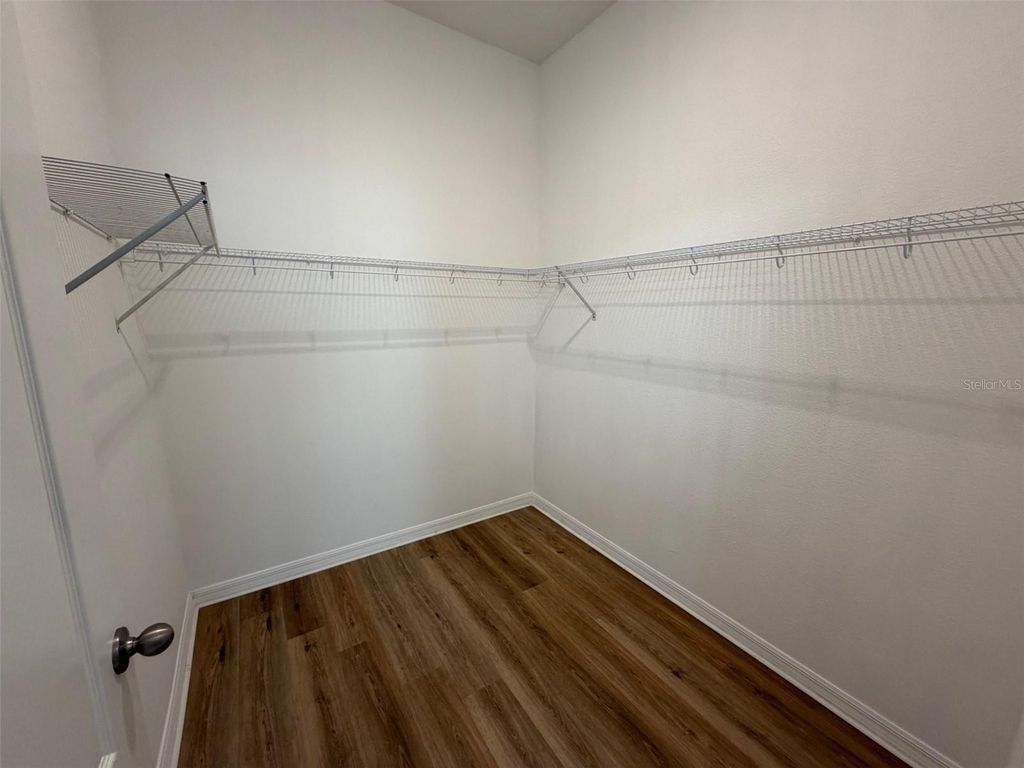 Image 19 of property listing at 1066 ALDER TREE DR., Apopka, FL 32703