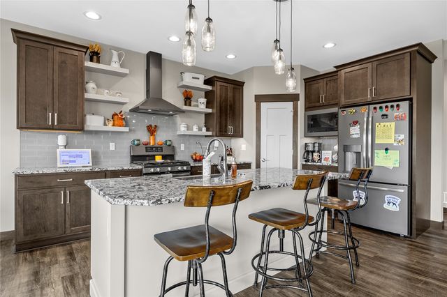1439 Hunters Field Lane, Marion, IA 52302