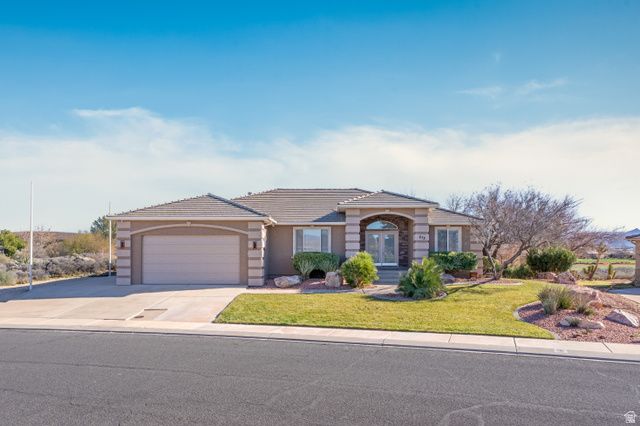 812 N 2500 W, Hurricane, UT 84737