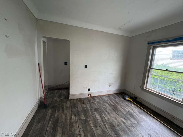 7901 New York Avenue, Cleveland, OH 44105
