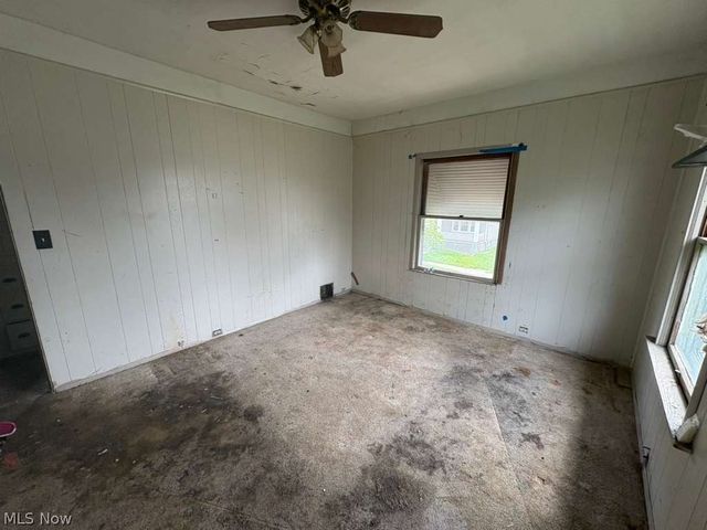 7901 New York Avenue, Cleveland, OH 44105