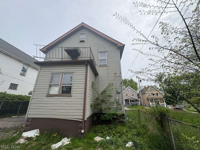 7901 New York Avenue, Cleveland, OH 44105
