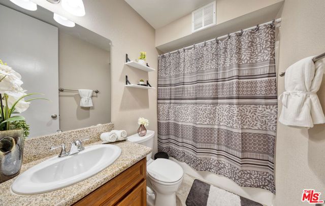 6405 Green Valley Circle 209, Culver City, CA 90230