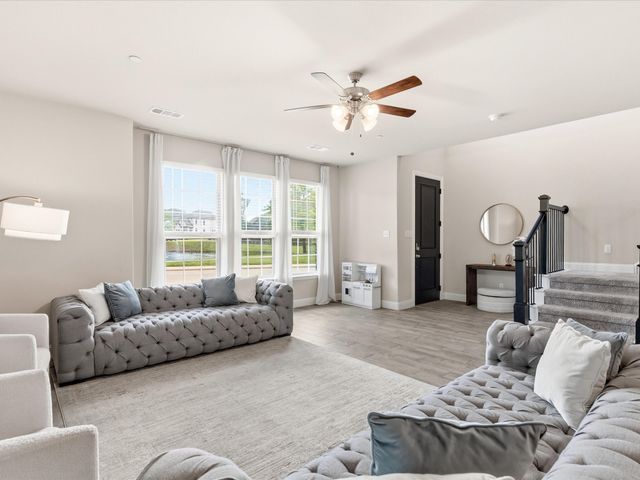 217 Suma Drive, Euless, TX 76040