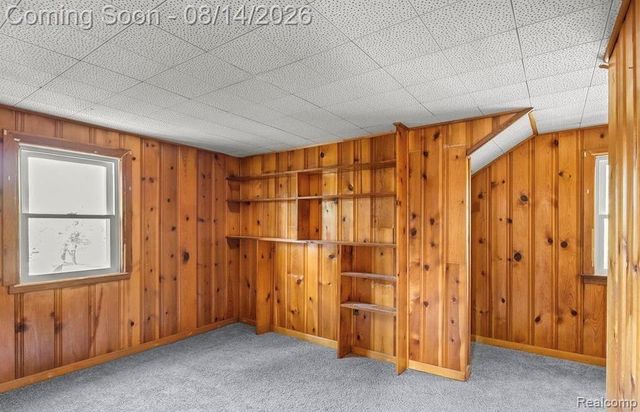 6644 N Vernon Street, Dearborn Heights, MI 48127