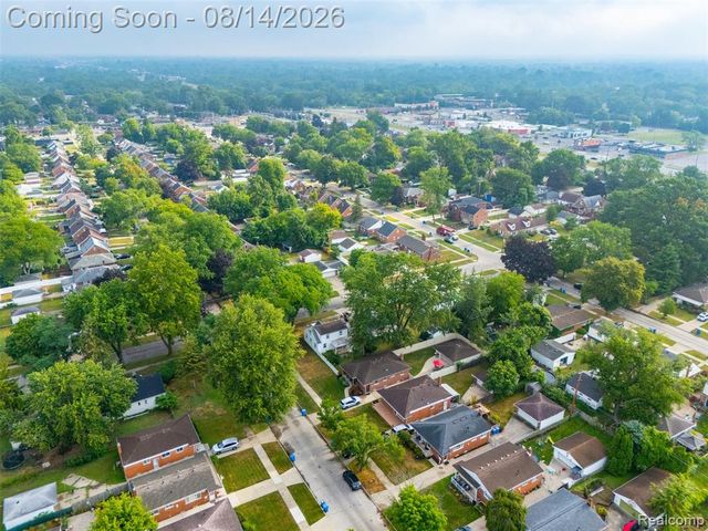 6644 N Vernon Street, Dearborn Heights, MI 48127