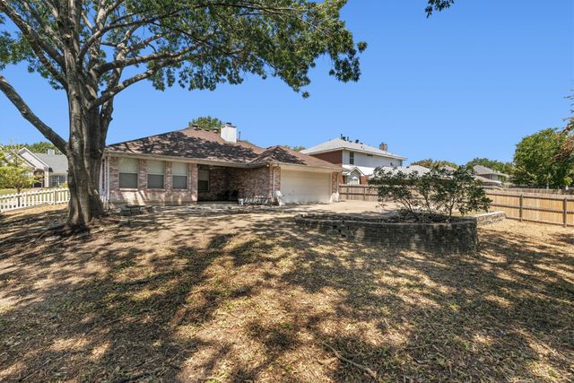 5106 Lee Hutson Lane, Sachse, TX 75048