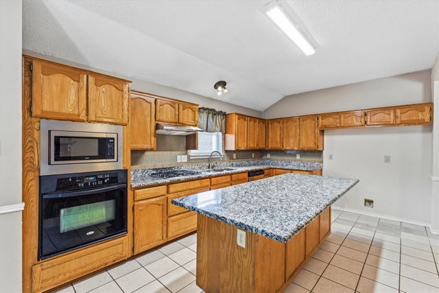5106 Lee Hutson Lane, Sachse, TX 75048